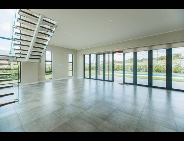 4 BEDROOM PROPERTY TO RENT IN COPPERLEAF ESTATE